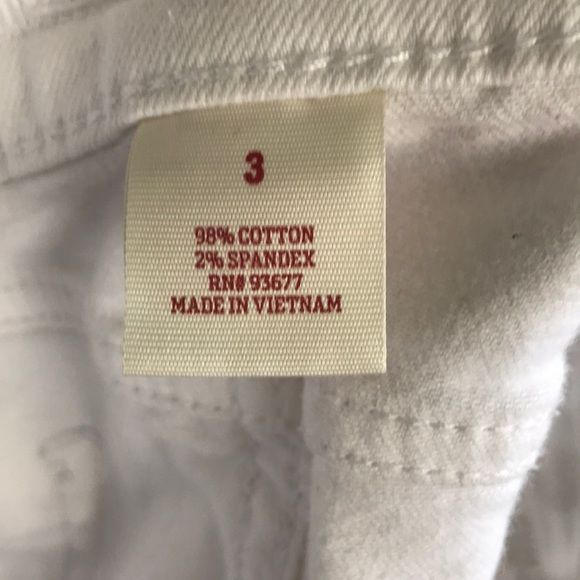 White Ripped Capris - Picture 4 of 5